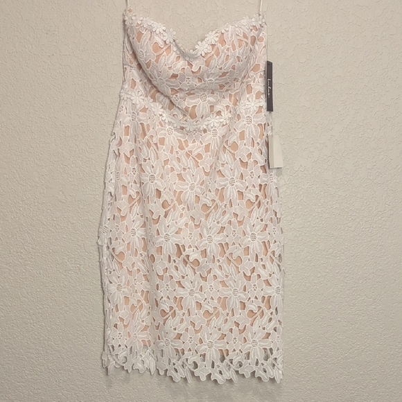 Lulus Key to my Heart white lace nude strapless bodycon midi dress - Picture 5 of 11